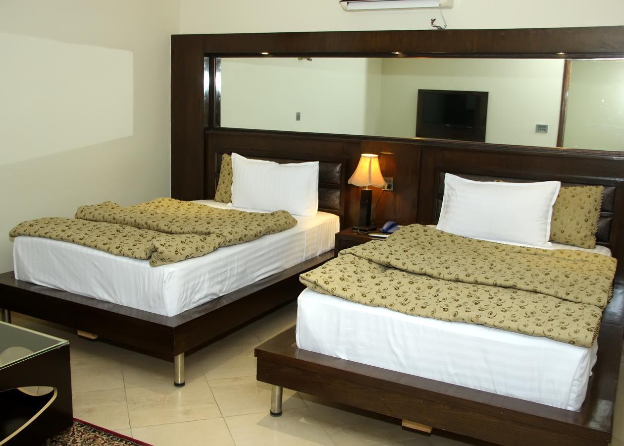 Bling Hotel International Multan Ngoại thất bức ảnh