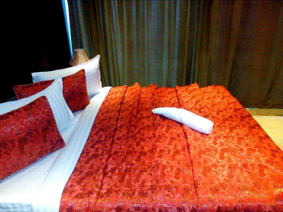 Bling Hotel International Multan Ngoại thất bức ảnh