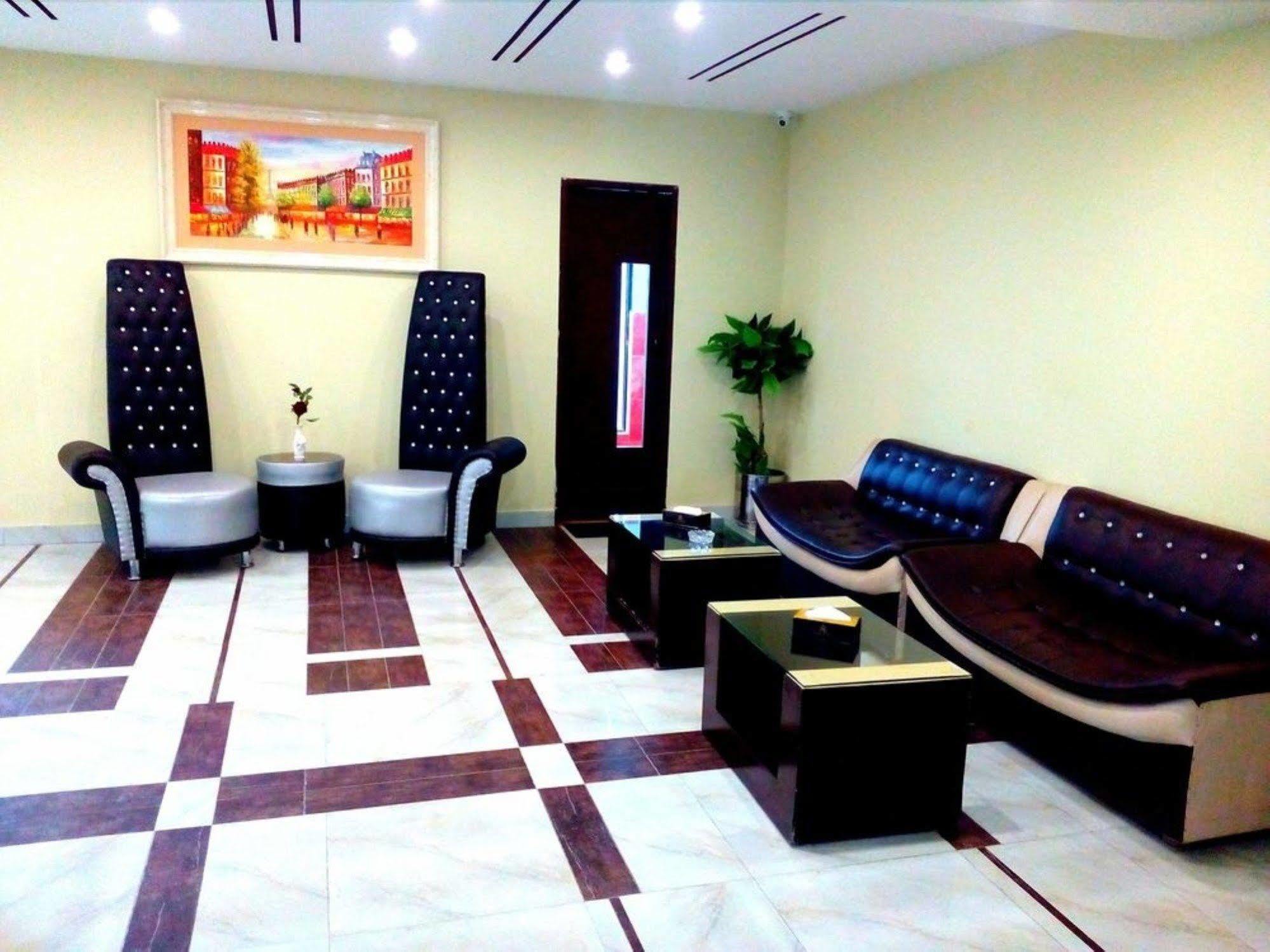 Bling Hotel International Multan Ngoại thất bức ảnh