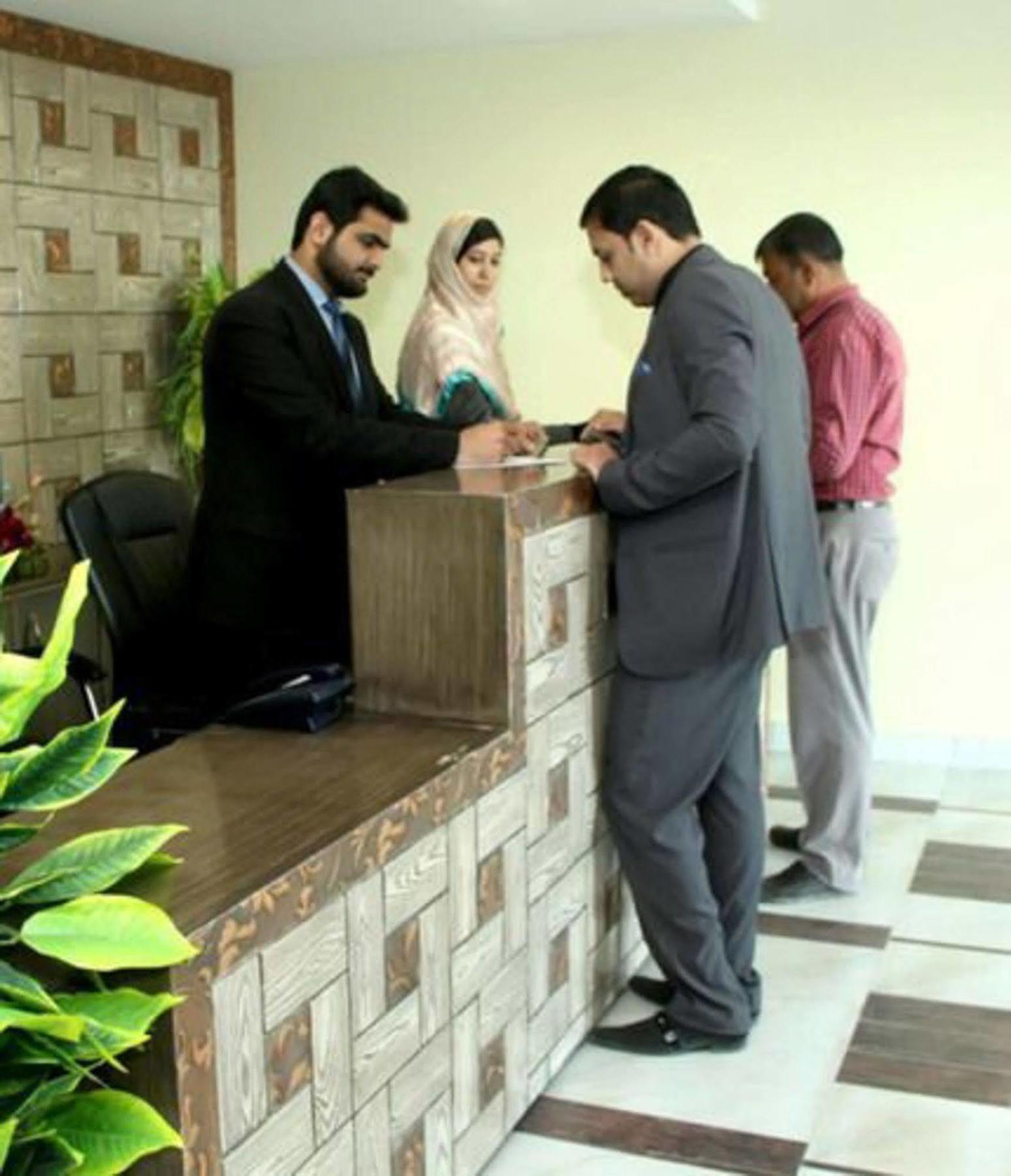 Bling Hotel International Multan Ngoại thất bức ảnh